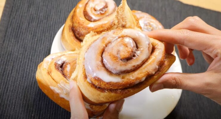 pillsbury-cinnamon-rolls